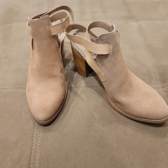 Anthropologie Suede Latigo Jazz Ankle Booties - Sz 7M US - Picture 2 of 11